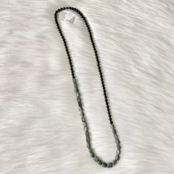 (New) Beaded stone necklace - Picture 2 of 2